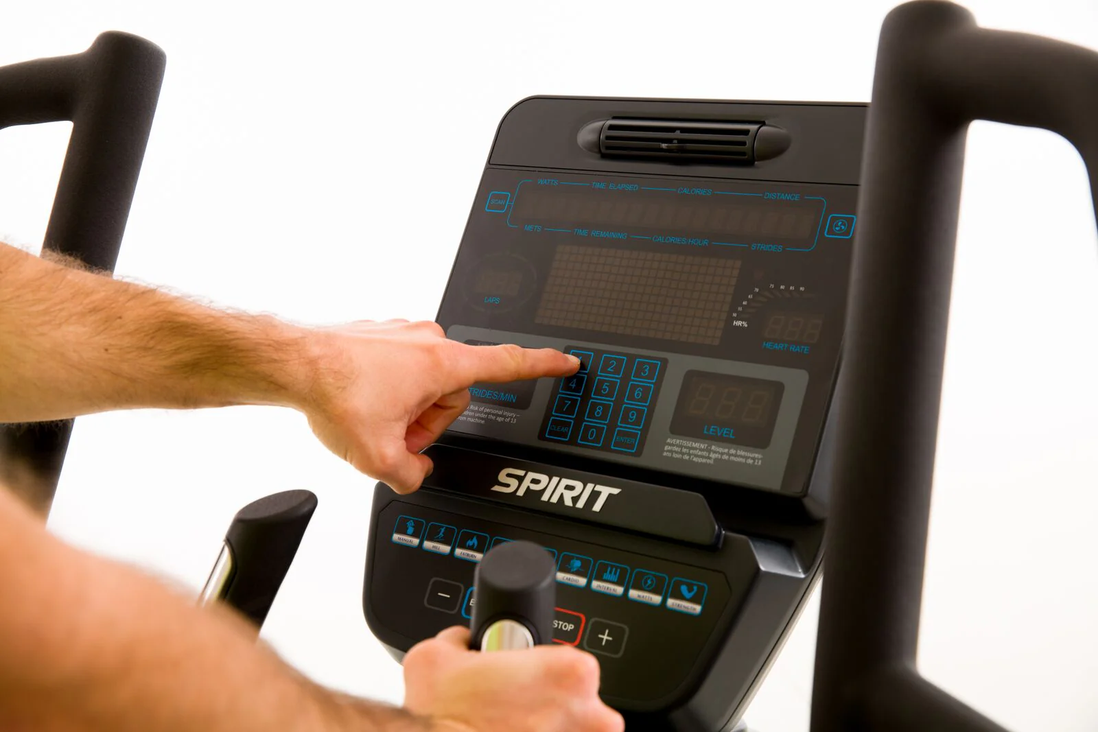 Spirit Fitness CE 900 Elliptical - Image 4