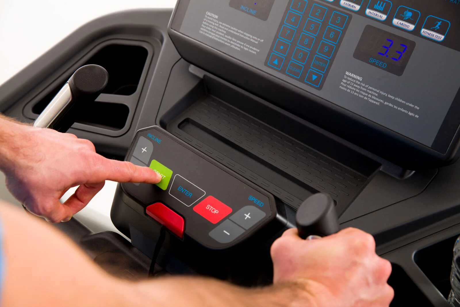 Spirit Fitness CT 900 Treadmill - Image 3